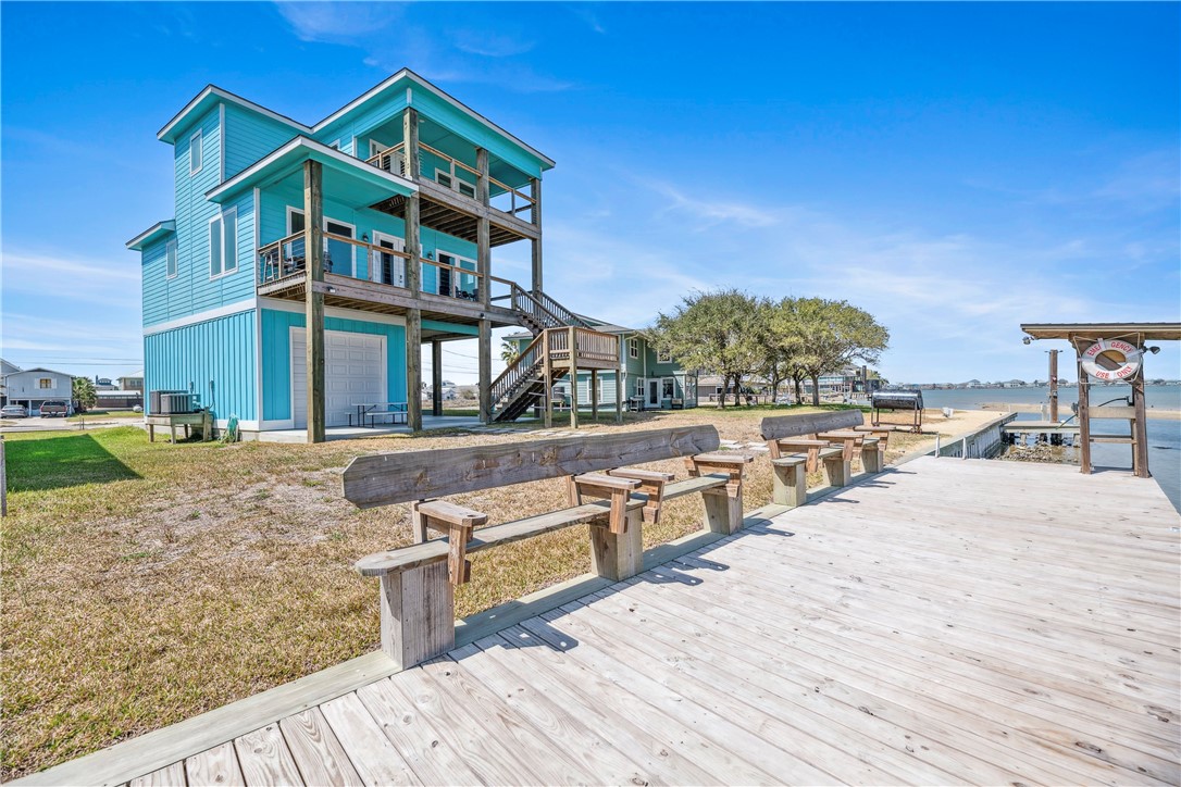 Michelle Eoff-Griffin in Port Aransas, TX (2)