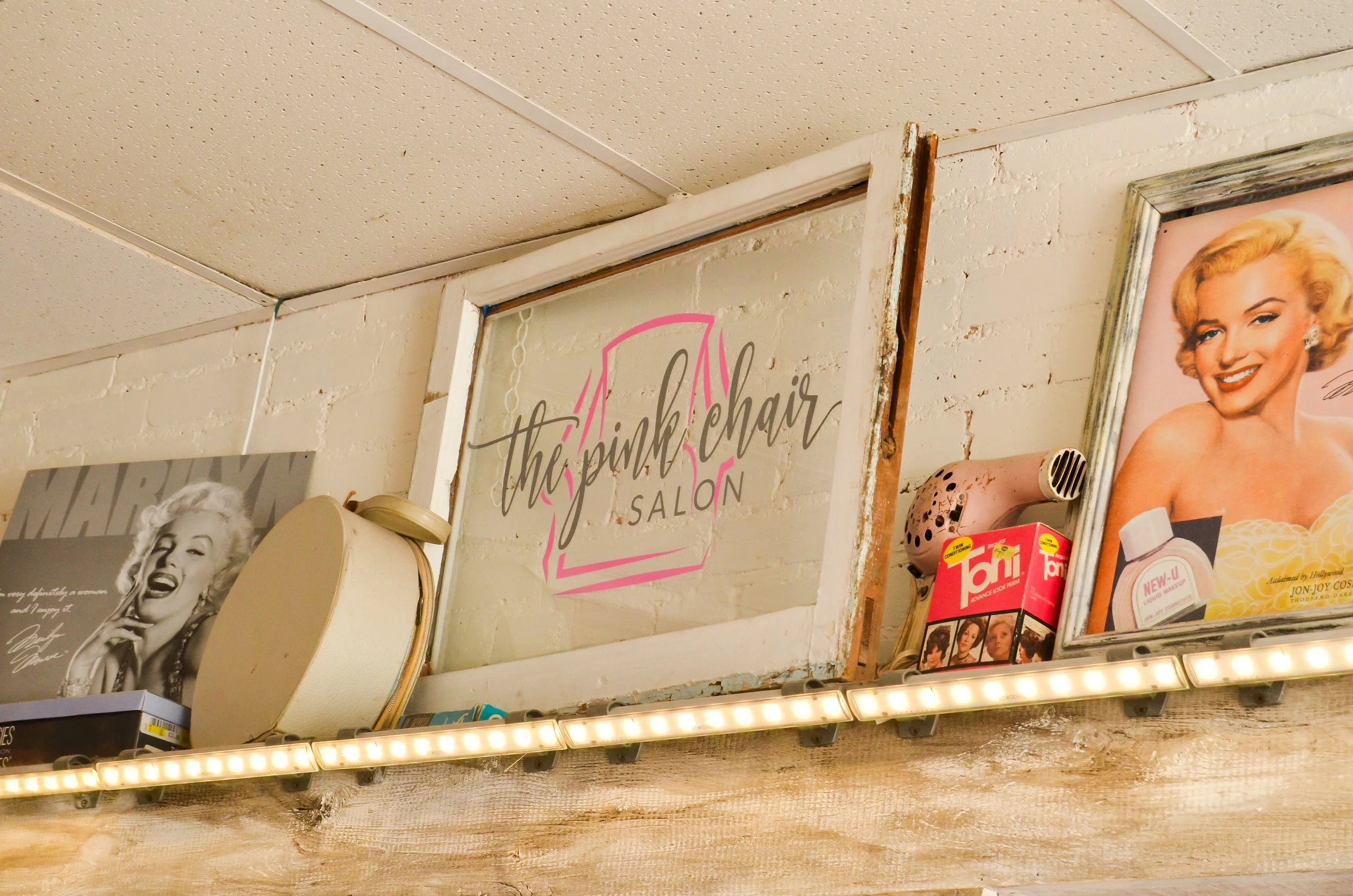 The Pink Chair Salon in Mabank, TX (2)