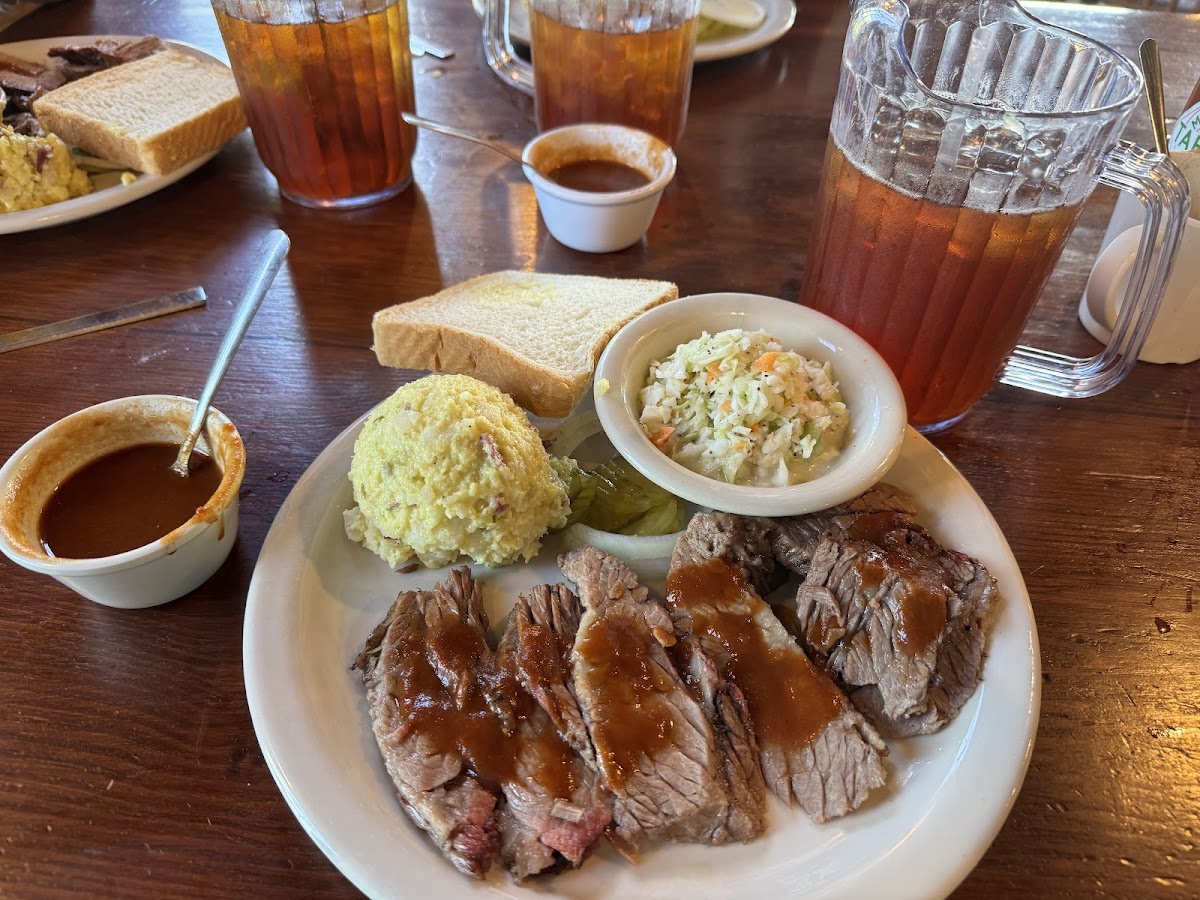 Longhorn Cattle Company in San Benito, TX (4)