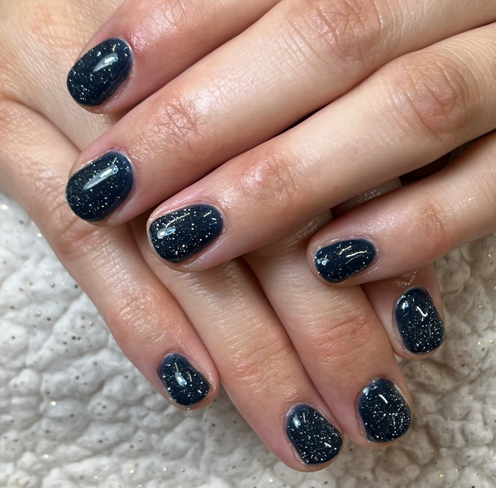 Glorielsa’s Beautiful Nail Art in Santa Rosa, CA