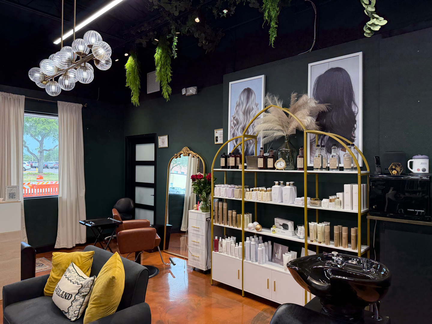 The Salty Suite Salon in Lakeland, FL (6)