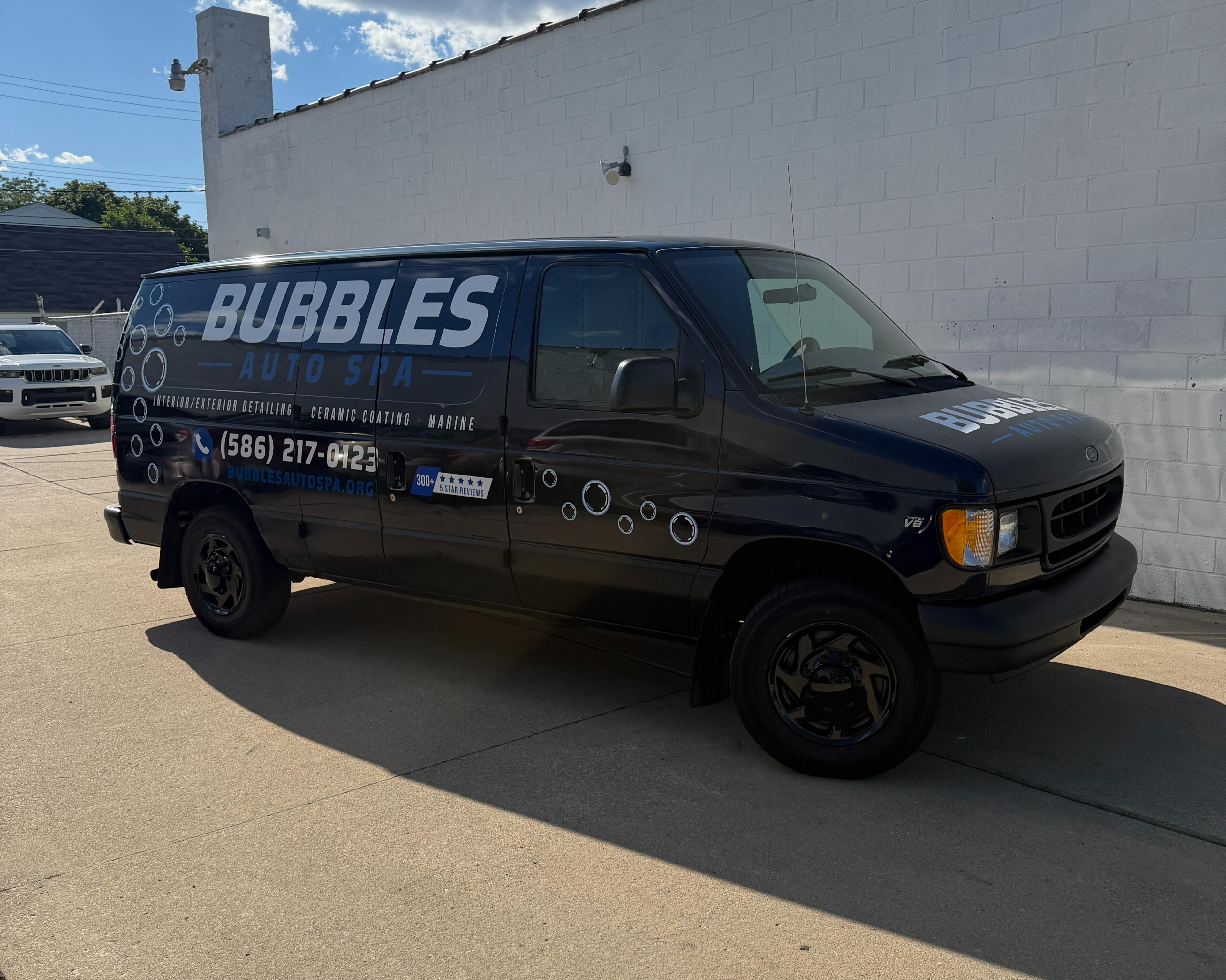 Bubbles Auto Spa in St Clair Shores, MI