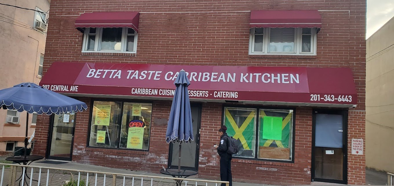Betta Taste Caribbean Kitchen in Hackensack, NJ (3)