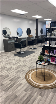 The West Willow Salon in Trenton, OH (4)