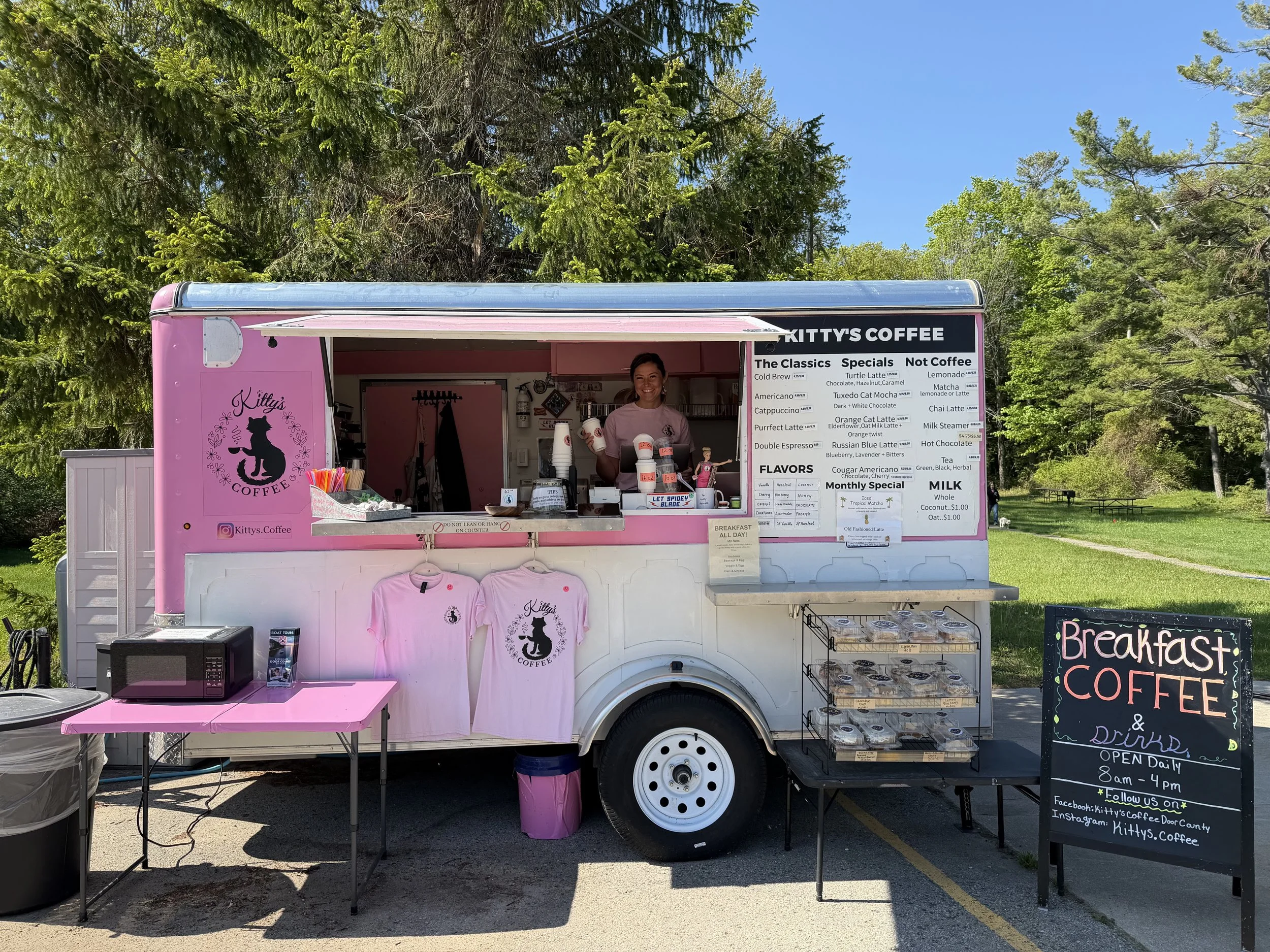 Nicolet Beach Food Trucks in Fish Creek, WI (4)