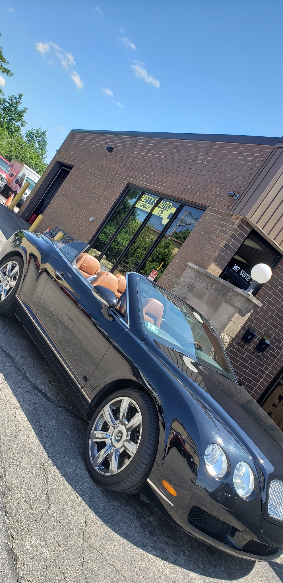 Neftys Auto Inc in Addison, IL