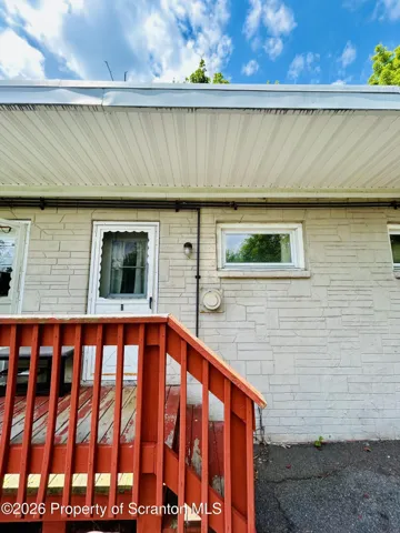 Realty Network Group Real Estate Agency in Clarks Summit, PA (6)
