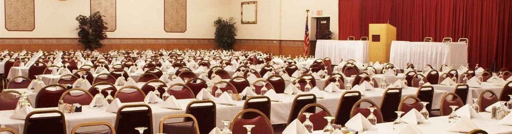 The Voyageur Inn and Conference Center in Reedsburg, WI (5)