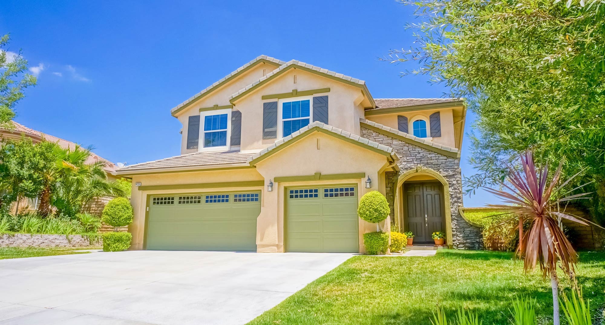 Laura Coffey & Associates | REALTOR in Santa Clarita, CA (3)
