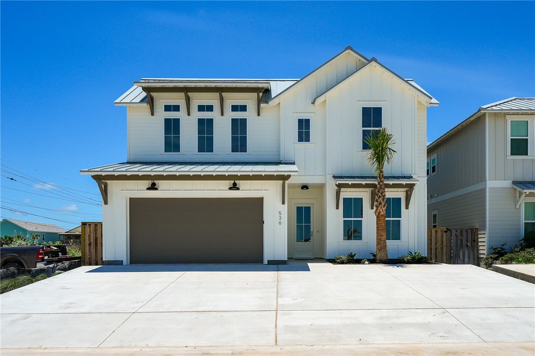 Port Aransas Realtor, Michele Lorette in Port Aransas, TX (5)