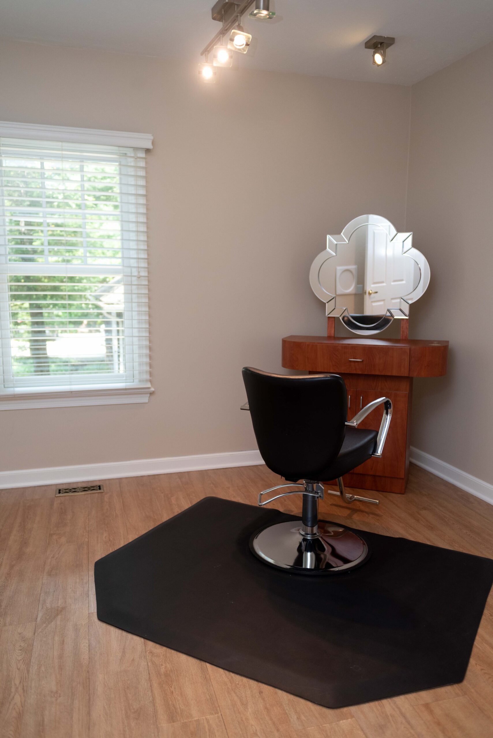 All About You Salon & Suites in Northfield, OH (5)