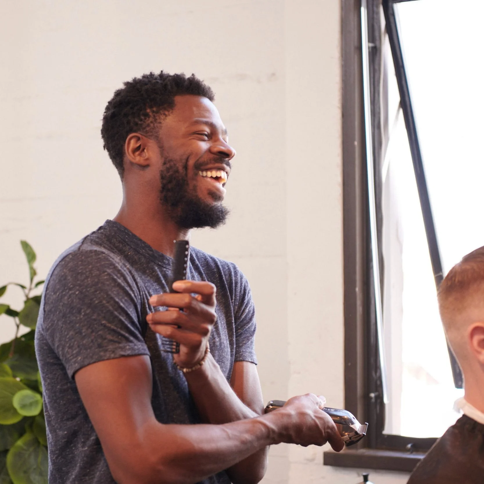 DapprDan’s BarberLoft in Oakland, CA (6)