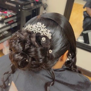 Above & Beyond Beauty Salon in Toledo, OH (4)