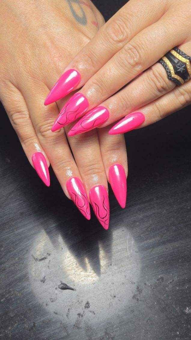 Alex Nail Bar in Lemoyne, PA