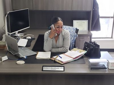 Reina L. Sturdivant, CPA, PLLC in Livonia, MI (6)