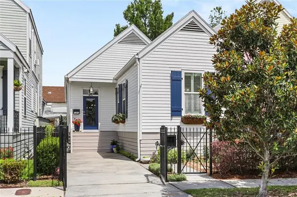 Mark Hingle "The Life Saving Agent" with LPT Realty in Meraux, LA (2)