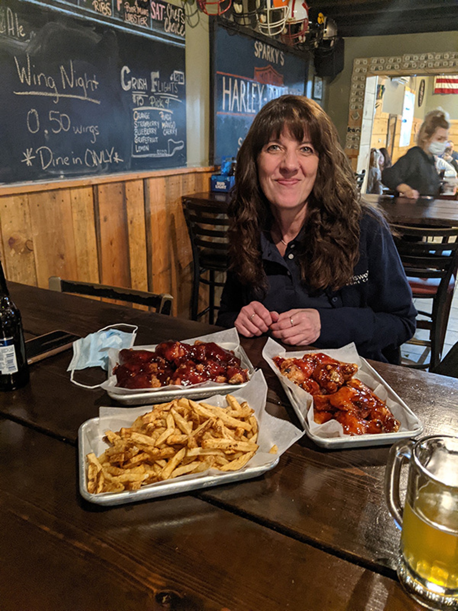 Hog's Hollow Saloon in Berwick, PA (2)