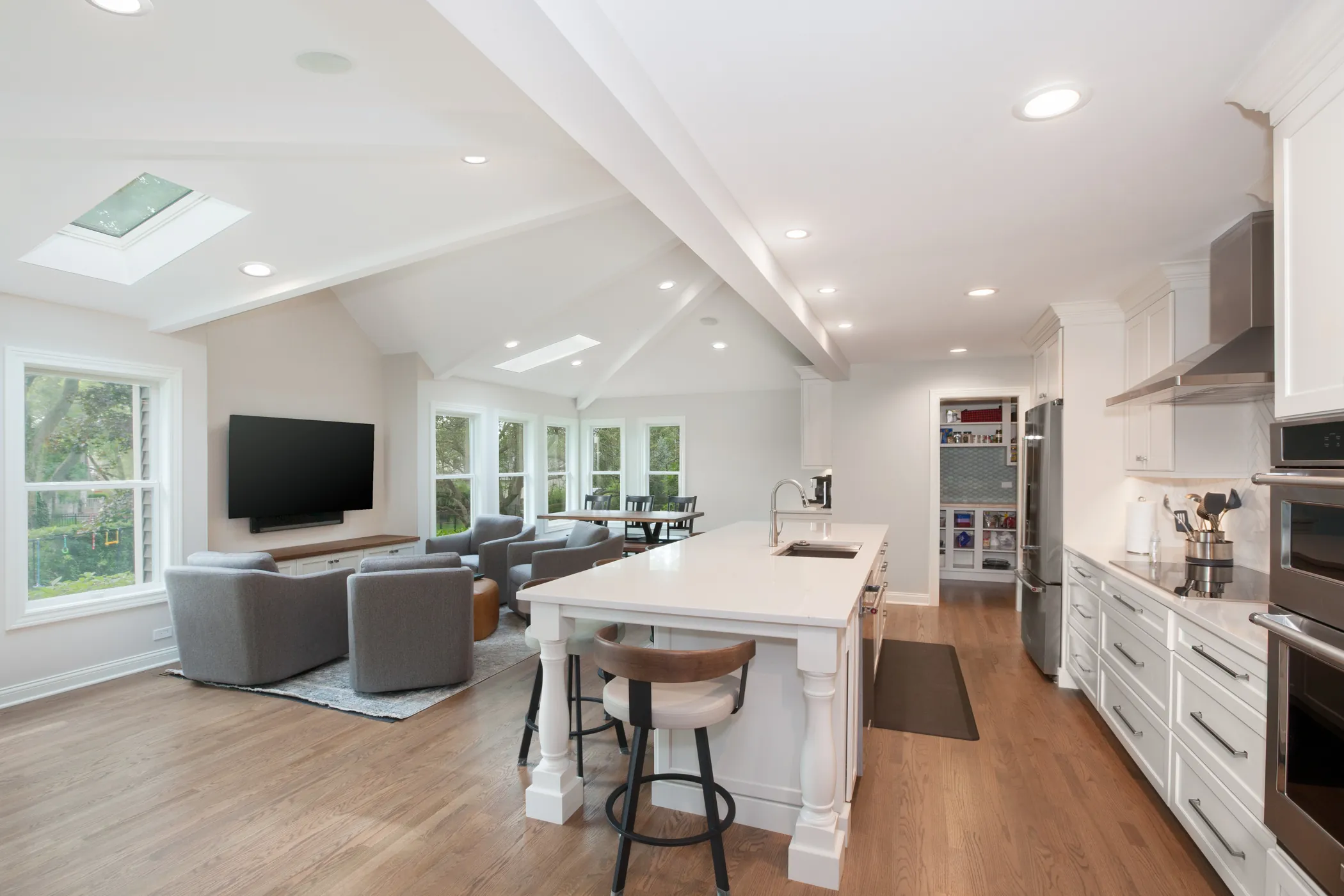 Design First Builders & Remodeling in Itasca, IL (3)