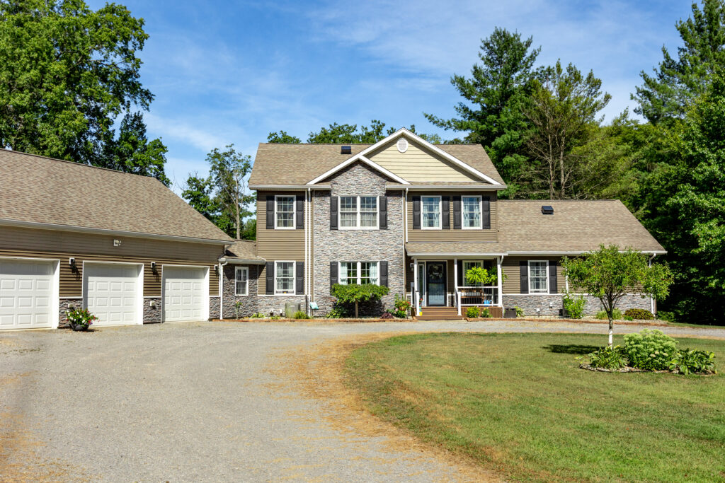 Bonner Realty LLC in Grove City, PA (2)