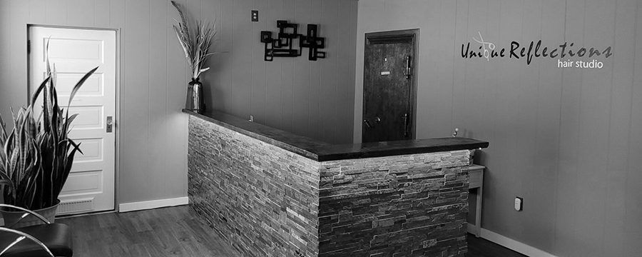 Unique Reflections hair studio in Johnson Creek, WI (2)
