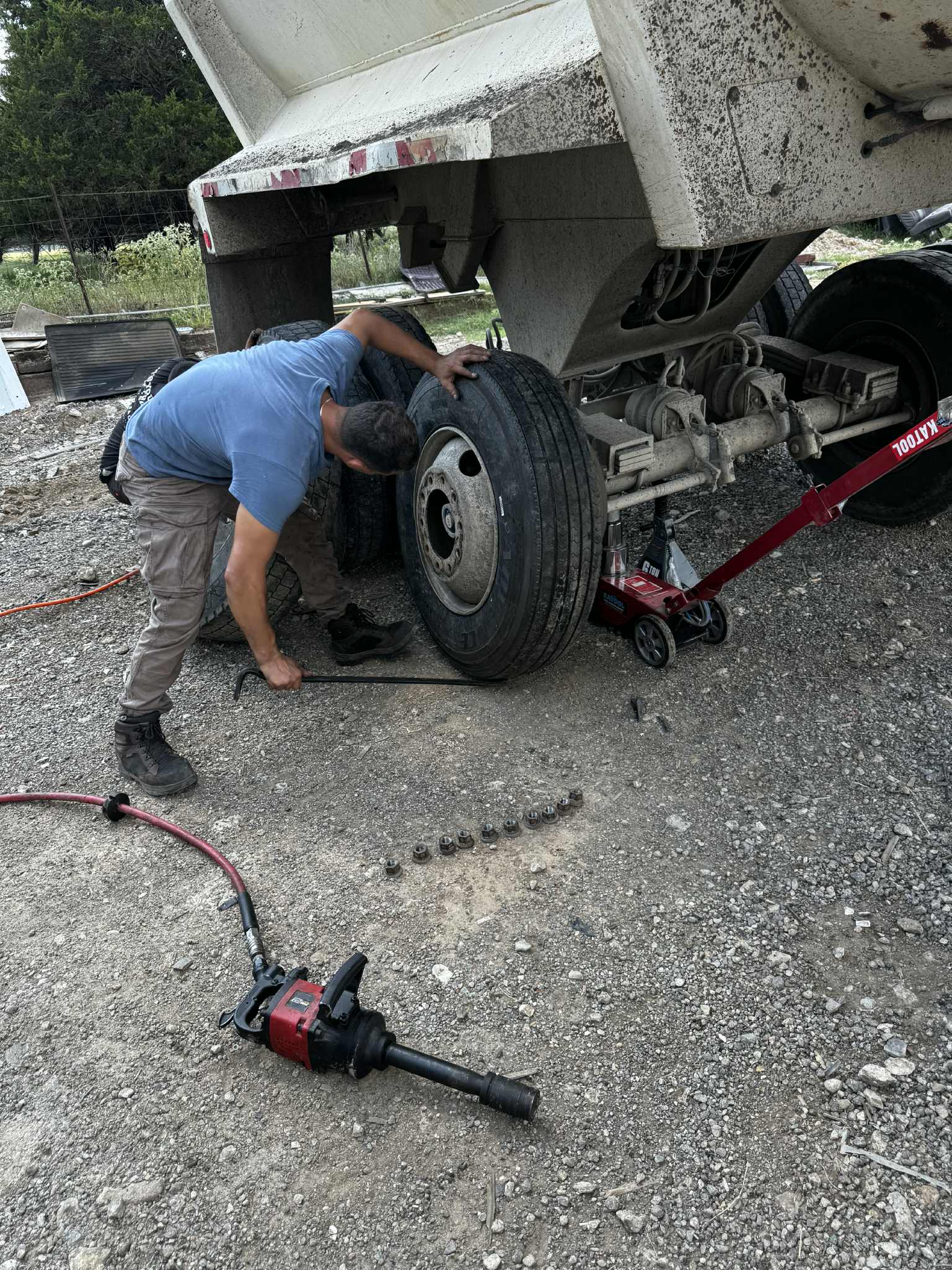 WB Truck Repair & Tire in Caddo Mills, TX