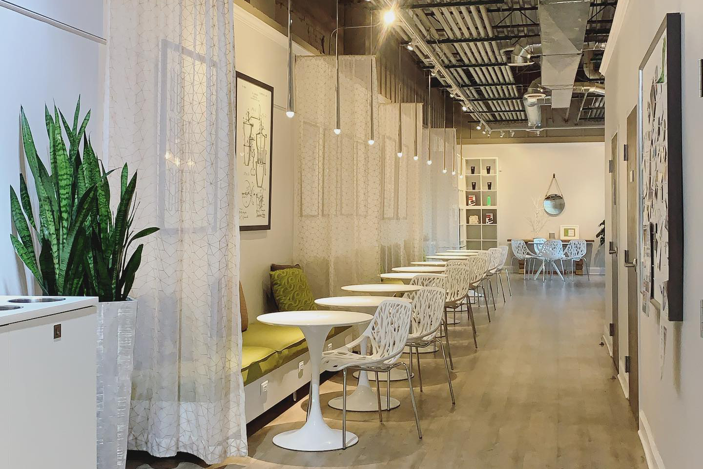 Blūm Coffee & Wine Bar in Charleston, SC