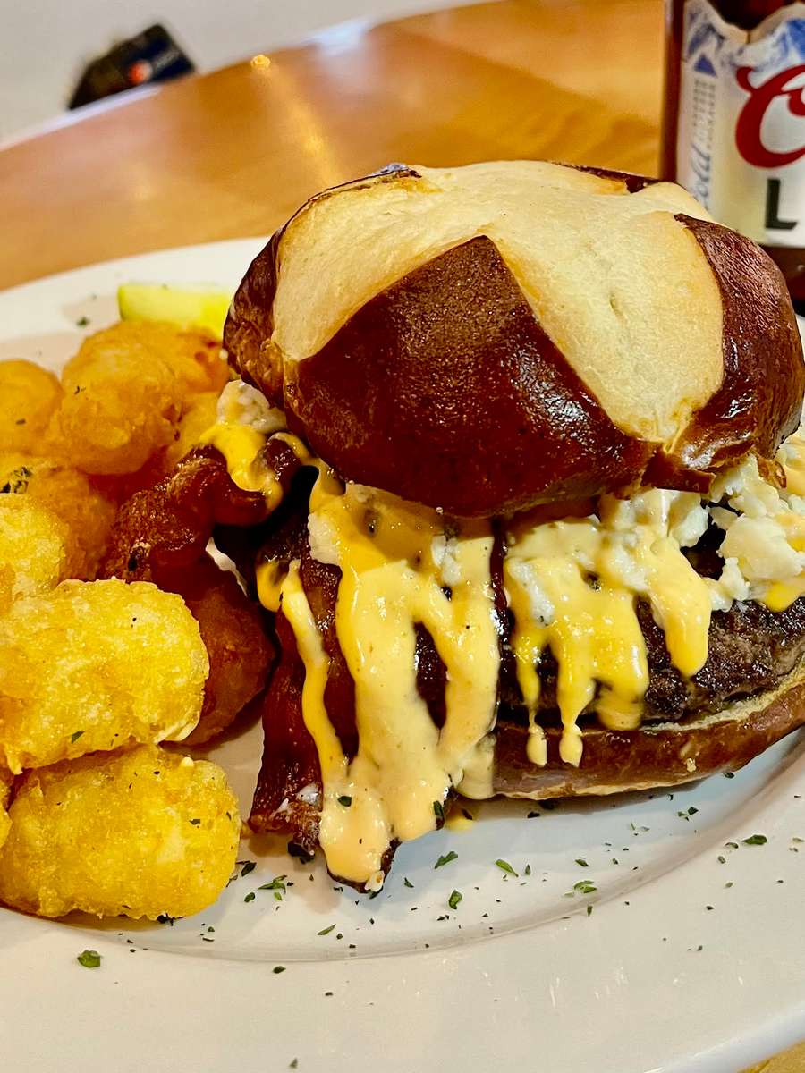 Blue Line Tavern in Fond du Lac, WI (2)