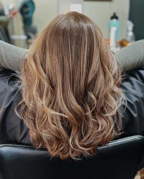 Maison Salon Deux in San Mateo, CA (4)