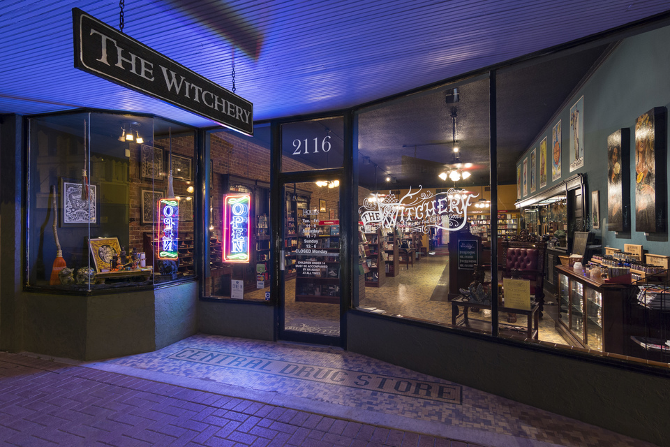 The Witchery in Galveston, TX (2)
