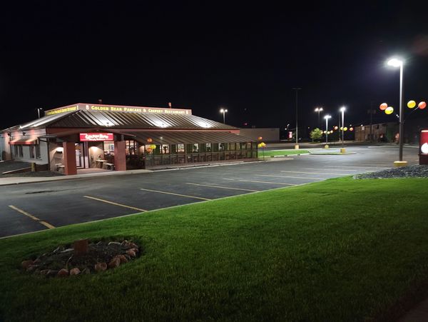 Golden Bear Pancake & Crepery Restaurant in Lansing, IL