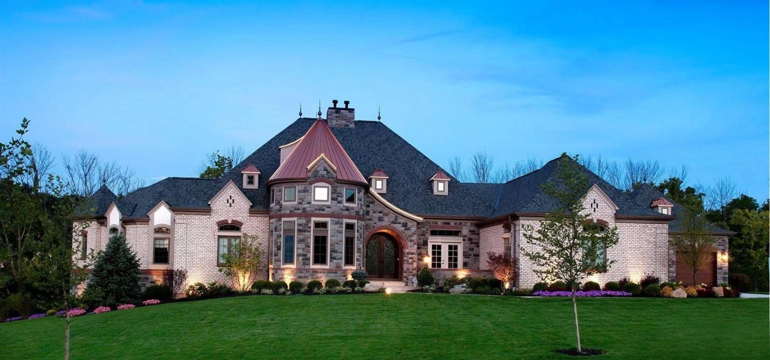 Tyler Smith, Realtor RE/MAX United Associates in Cincinnati, OH