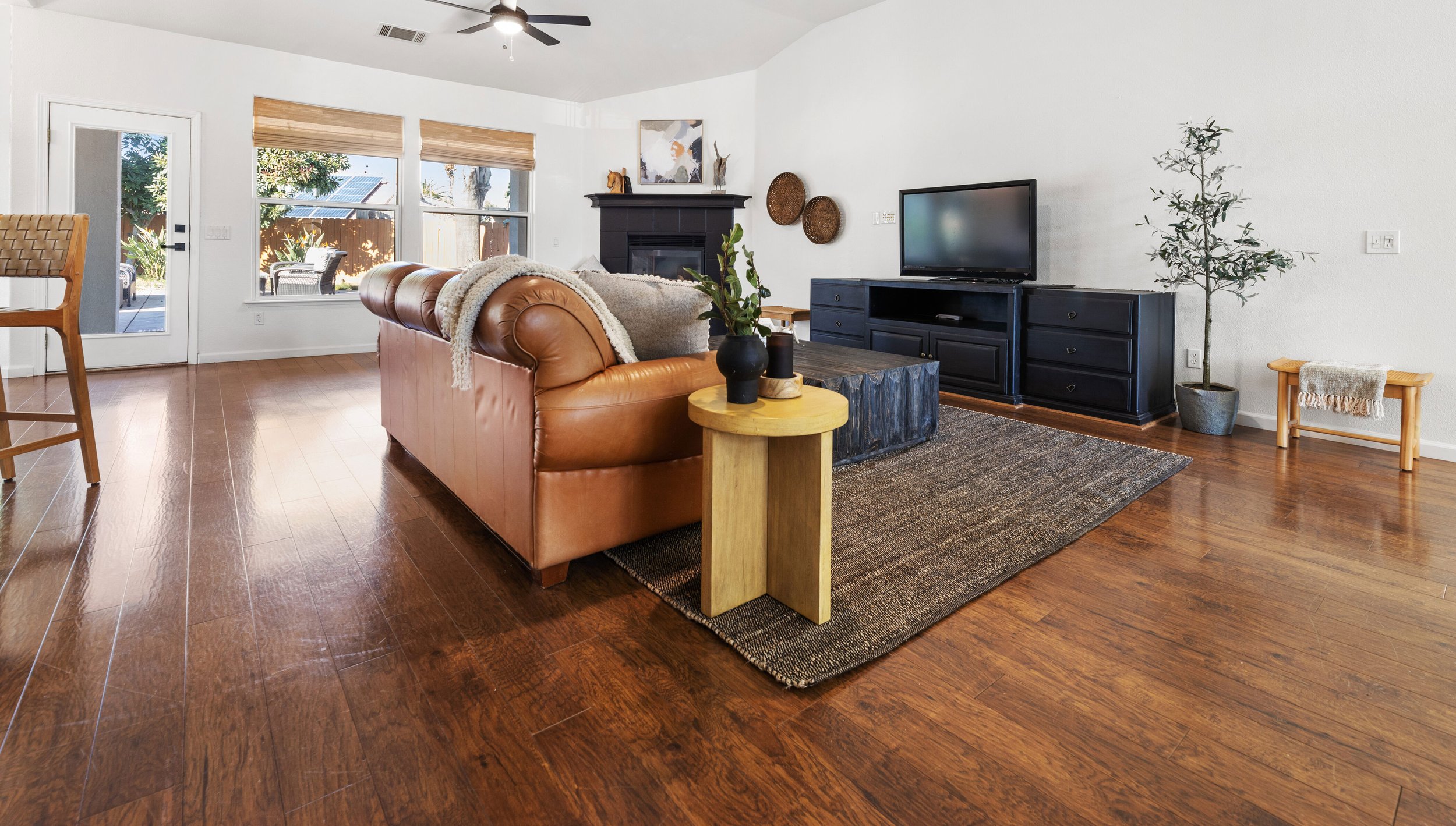 Robyn Icenhower & Associates in Visalia, CA (2)