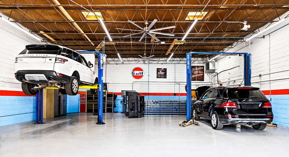 Rob'e Mans European Auto Repair in Homewood, AL (3)