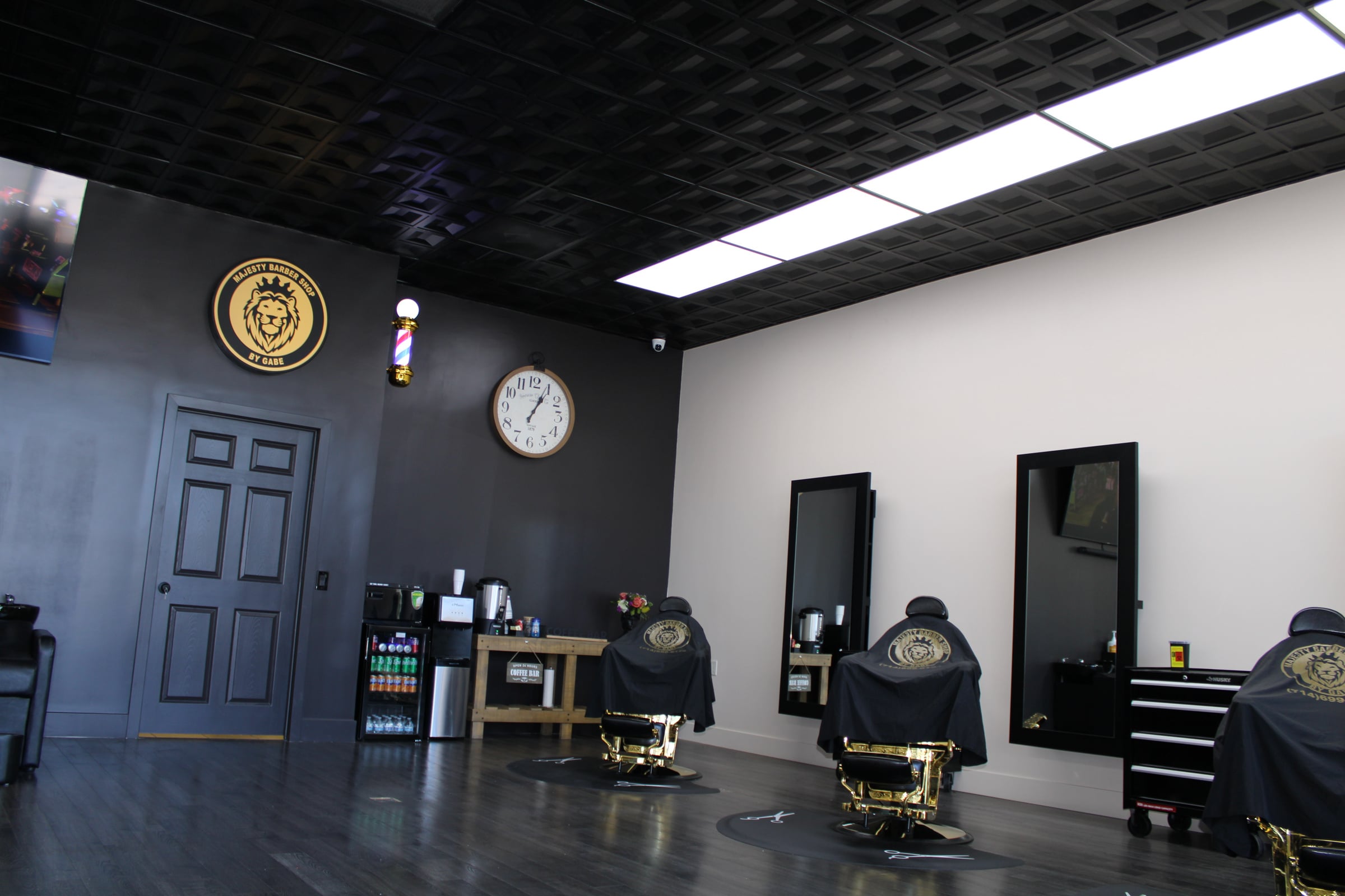 Majesty Barbershop in Anaheim, CA (3)