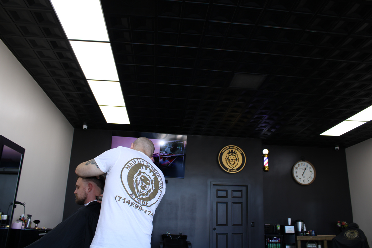 Majesty Barbershop in Anaheim, CA (4)