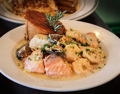 Le Rendez-Vous Cafe in Lake Elsinore, CA (3)