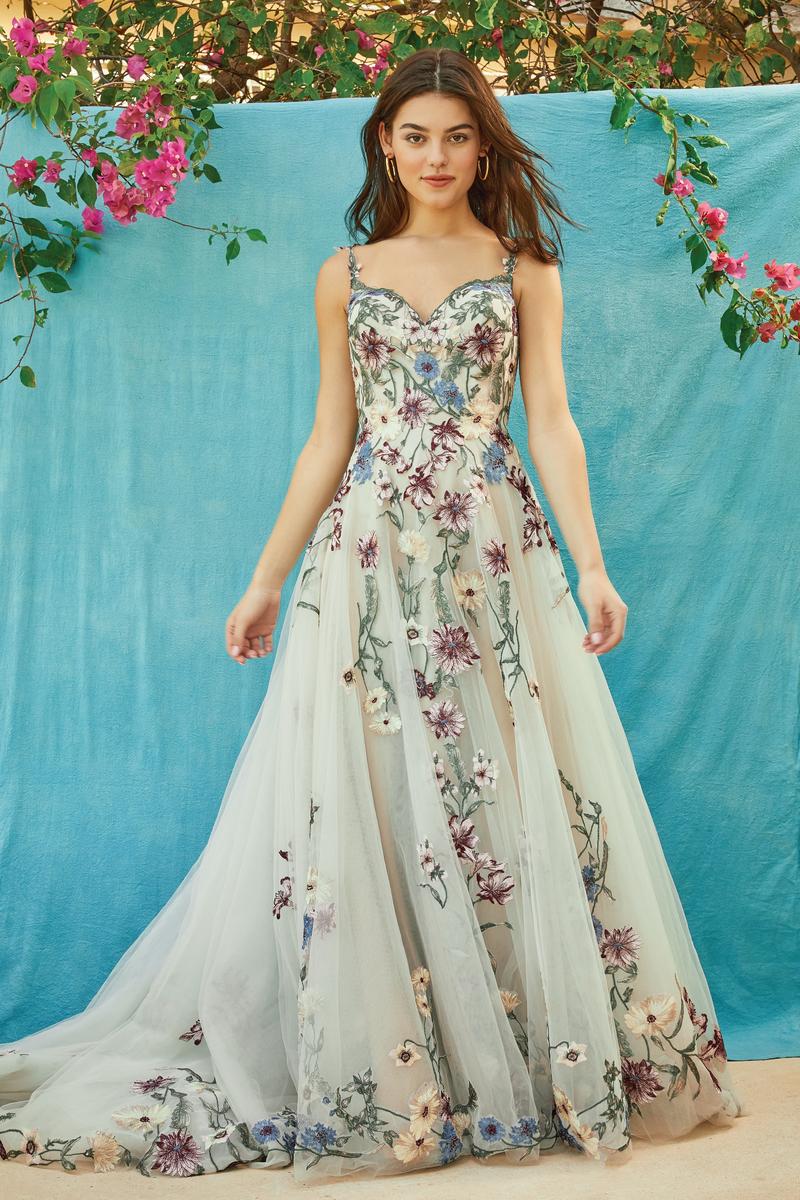 Universe Bridal & Prom in West Lafayette, OH (2)