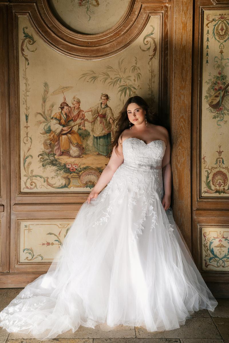 Universe Bridal & Prom in West Lafayette, OH (4)