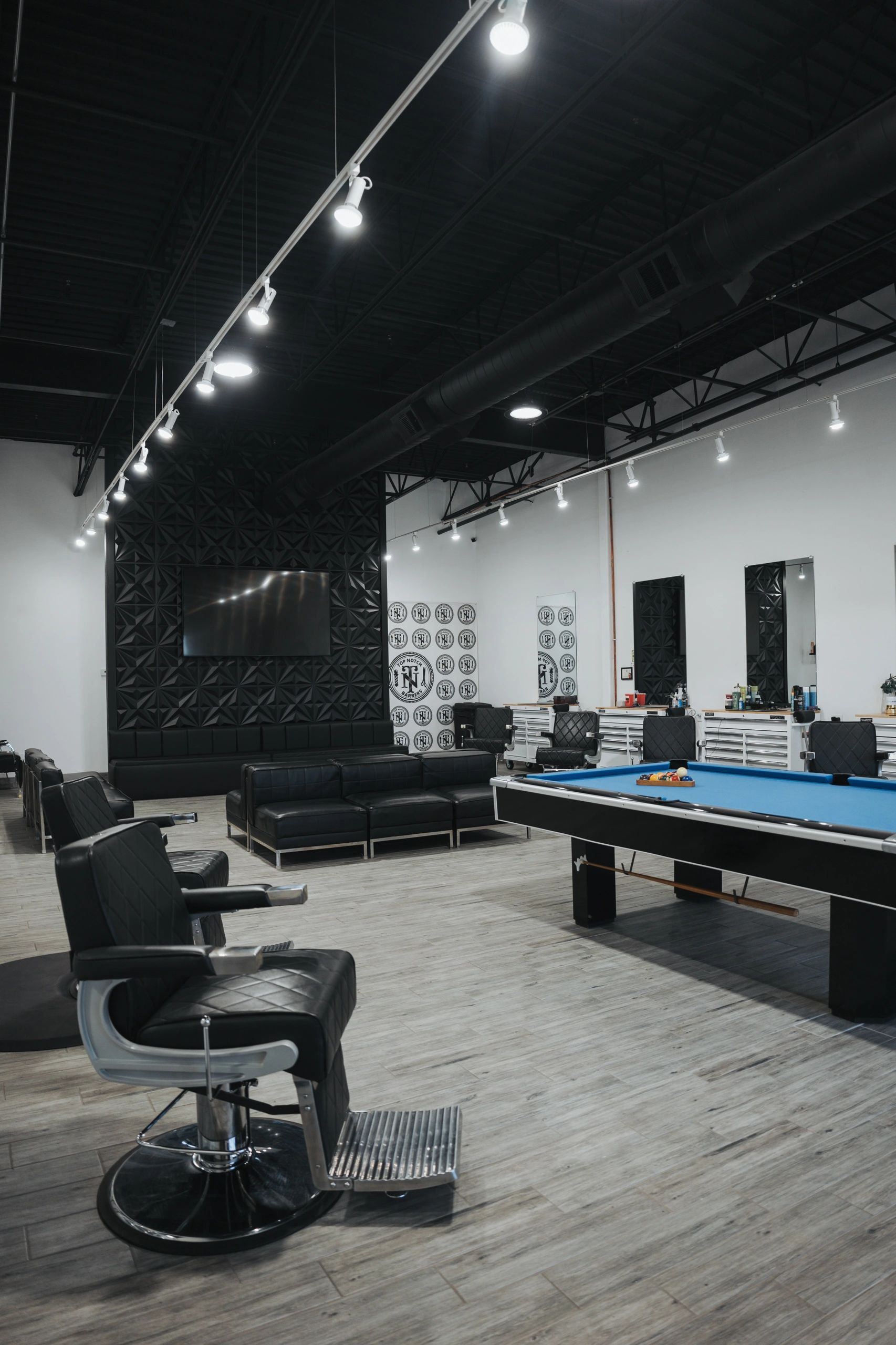 Top Notch Barbers Barbershop in Grand Prairie, TX