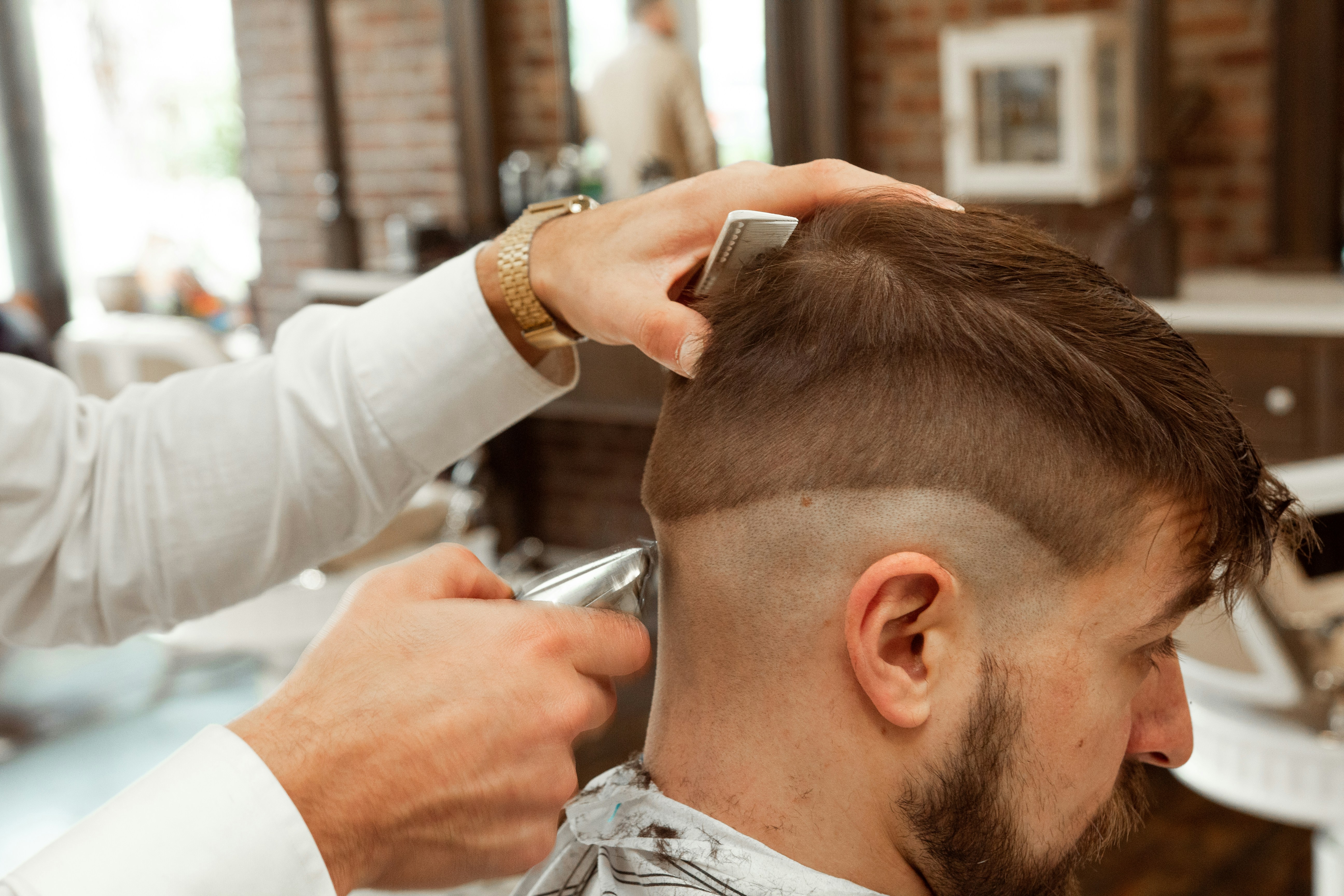 ACE OF FADES & CUTS in Toledo, OH