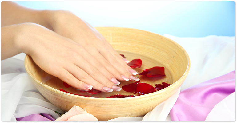 Cosmo Nail & Hair Bar in Gainesville, FL (3)