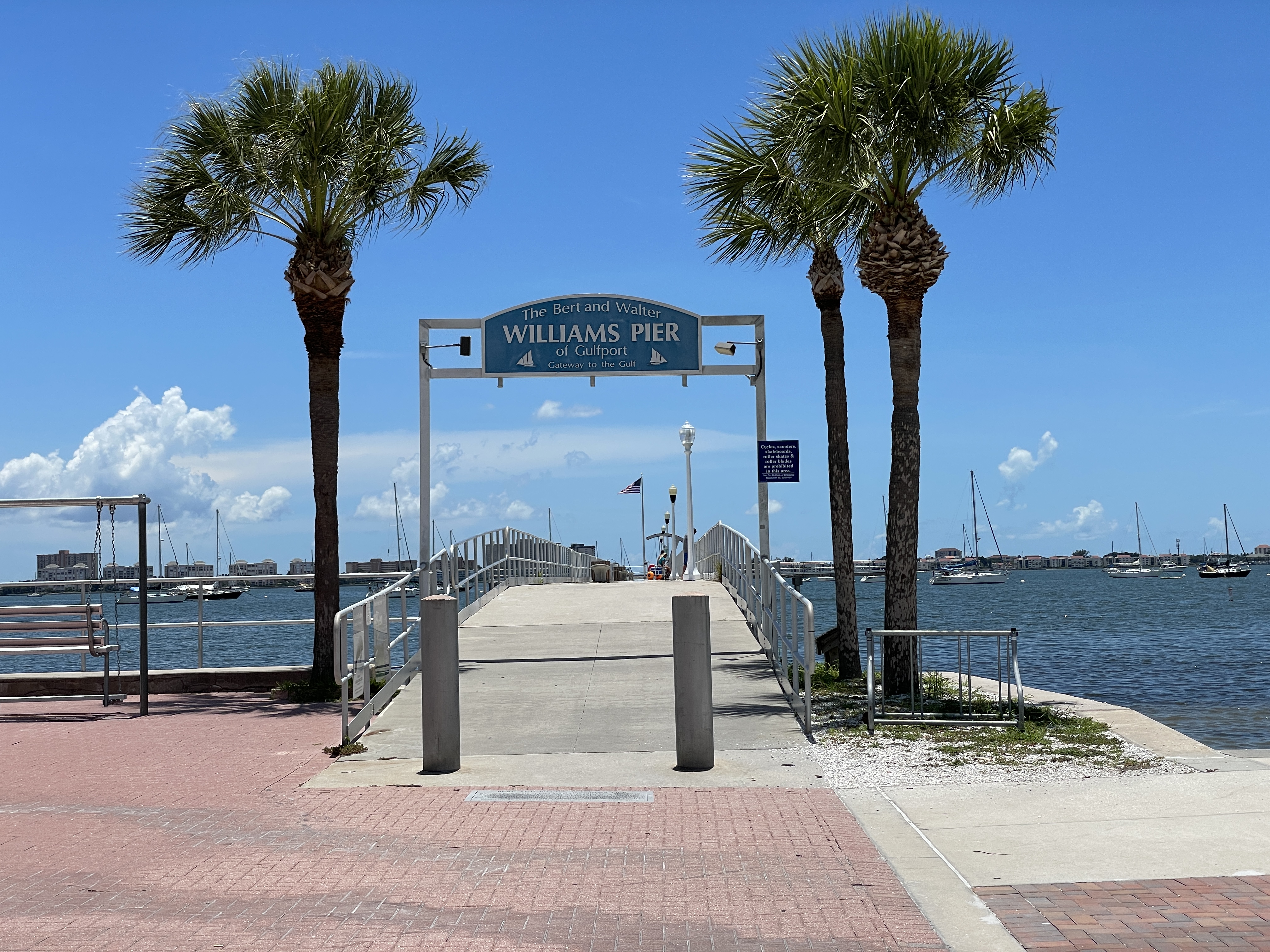 Gulfport Realty in Gulfport, FL (2)