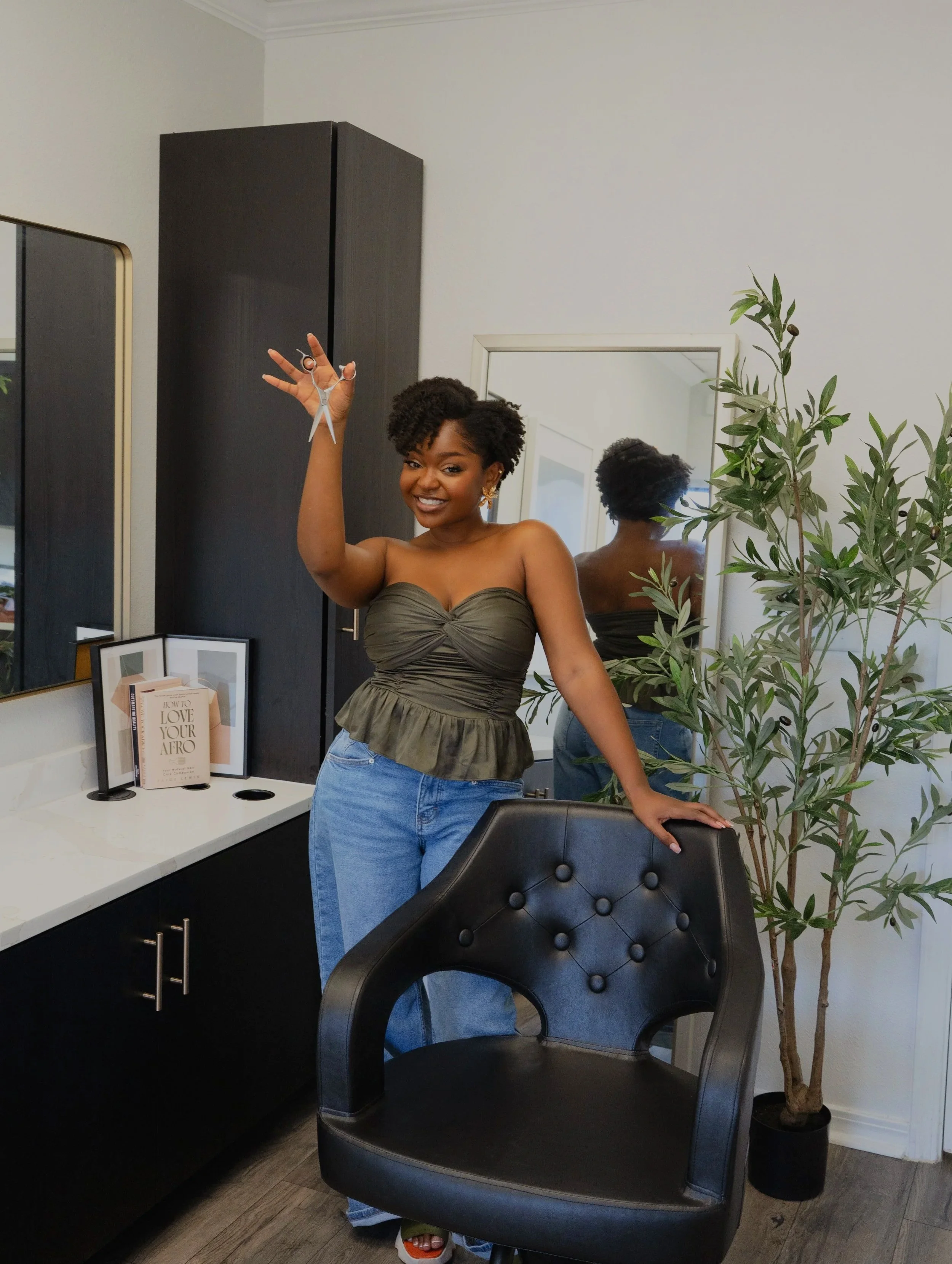 Yes Her Studio in Jacksonville, FL