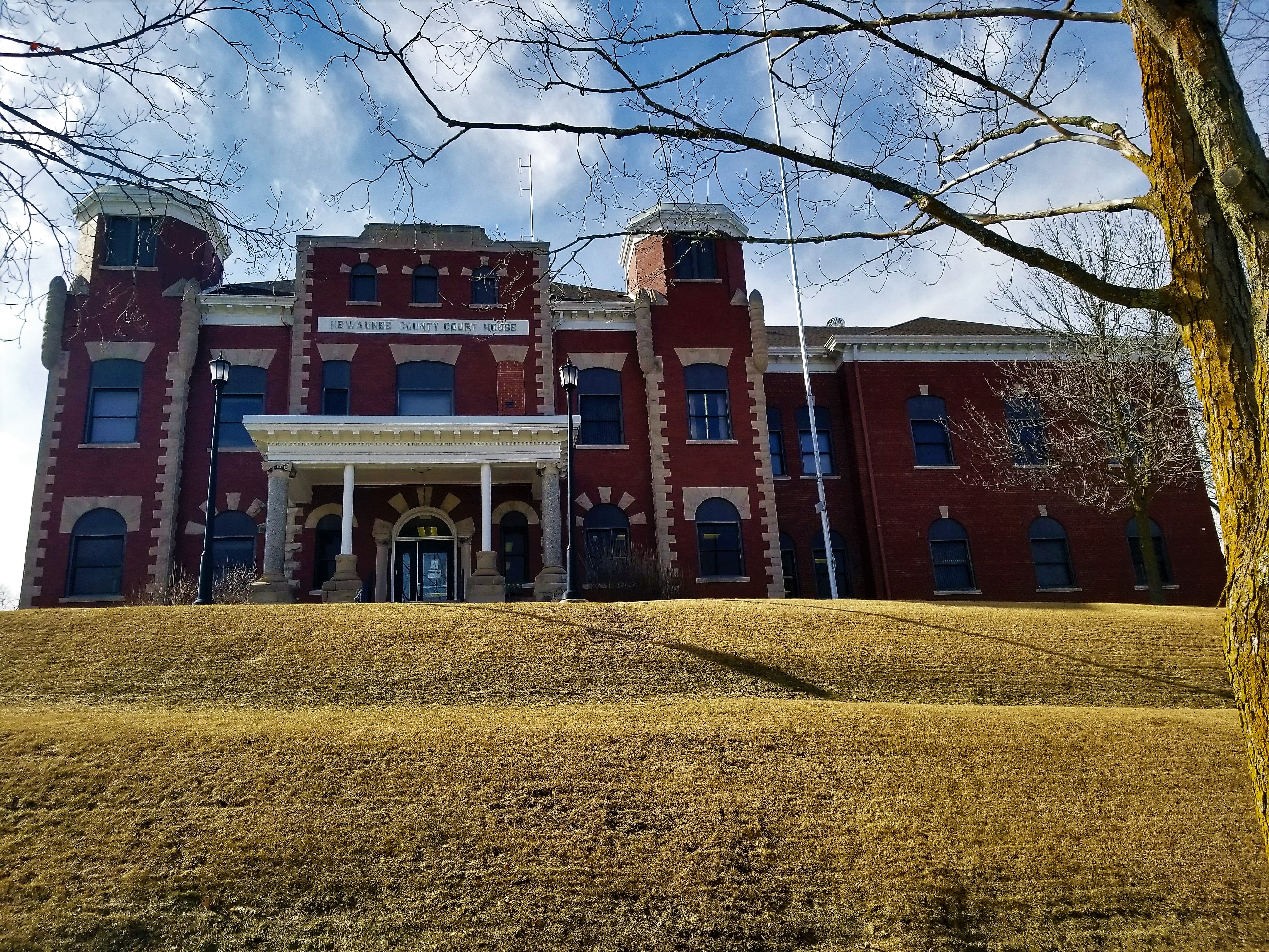 Henry Law Offices in Kenosha, WI (2)