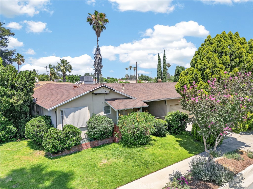 Jesus Morales Realtor in Tustin, CA (3)