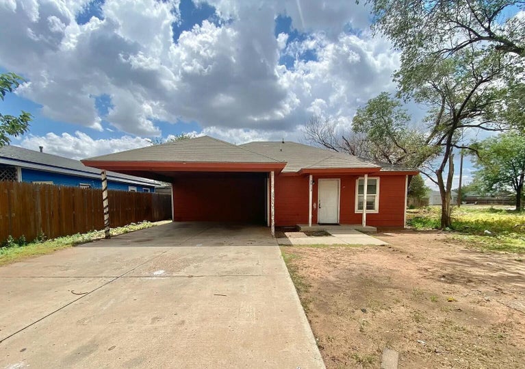 Collen Melton - Realtor in Lubbock, TX (5)