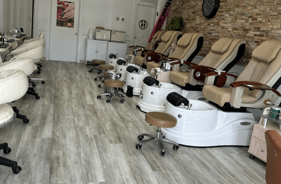 Harbor Angelica Nails & Spa in Syosset, NY
