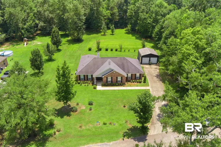 iXL Real Estate North Central: Shundra Barnes in Mobile, AL (2)