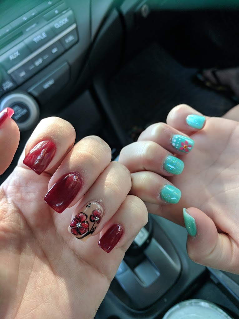 Lucky Nails in Erie, PA (2)