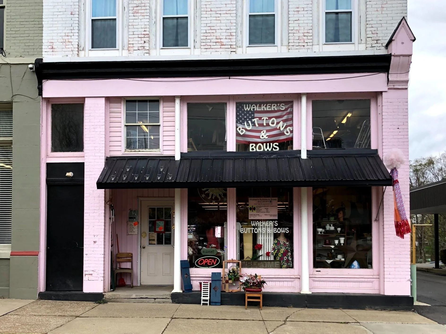 Walkers Buttons & Bows in Cambridge Springs, PA (2)